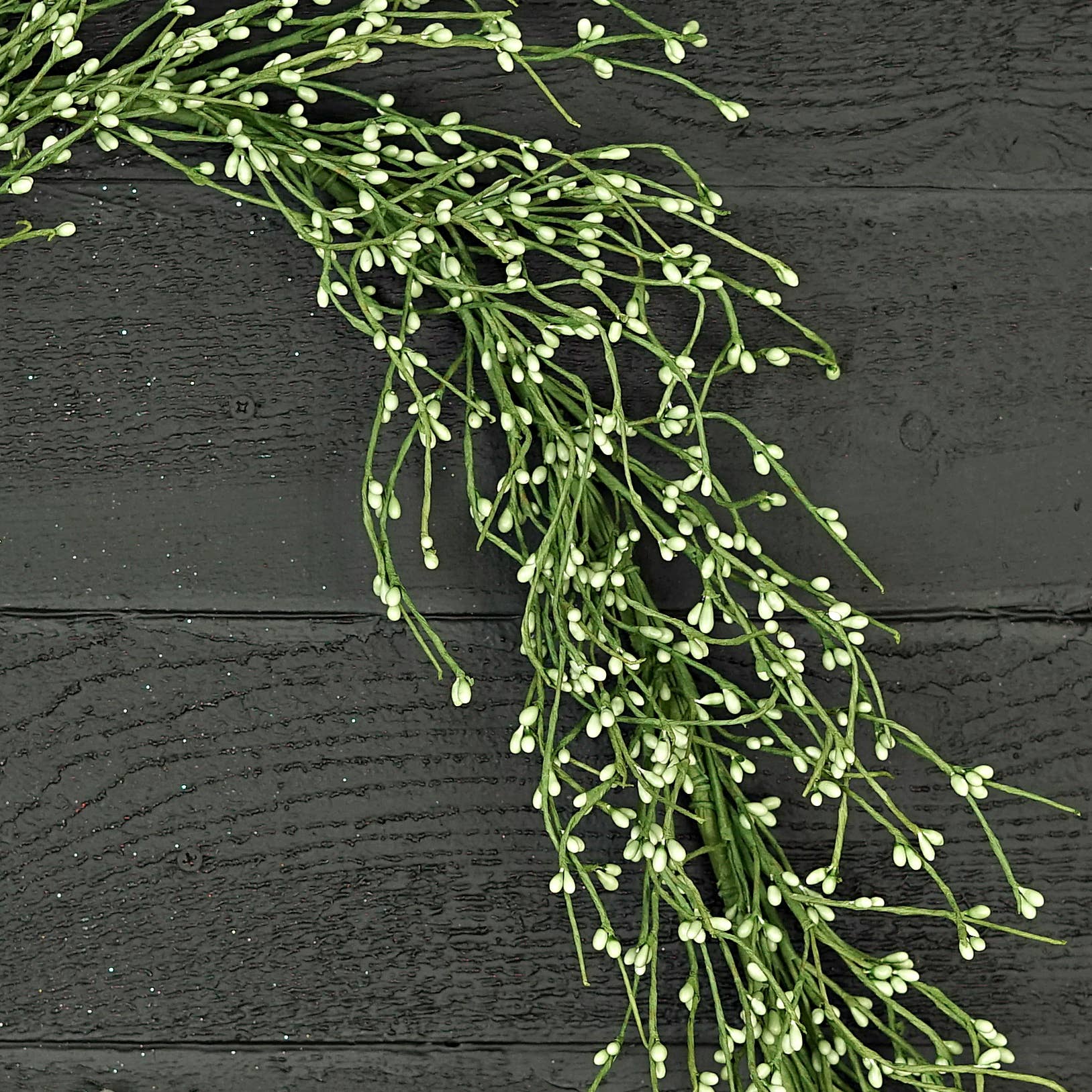 ISB13000EU - 4.5ft Pips Garland - Eucalyptus - HER Home Design Boutique